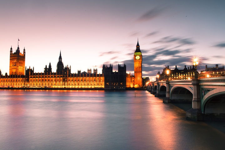 銳琛洗護(hù)招商，共創(chuàng)男士洗護(hù)新篇章